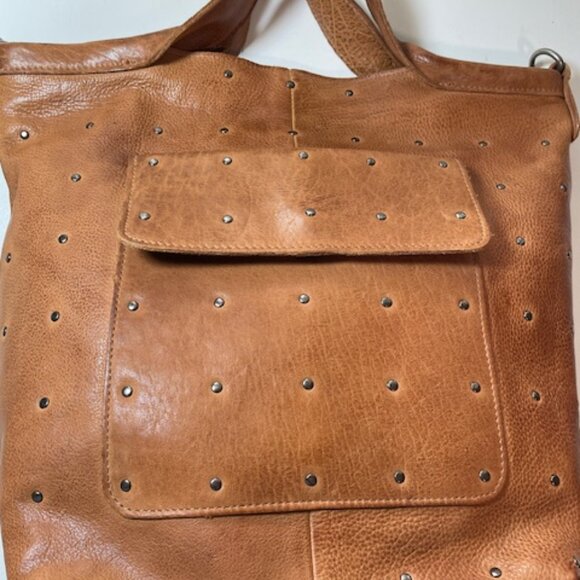Latico Leather Cognac Jagger Crossbody NEW - Picture 2 of 6